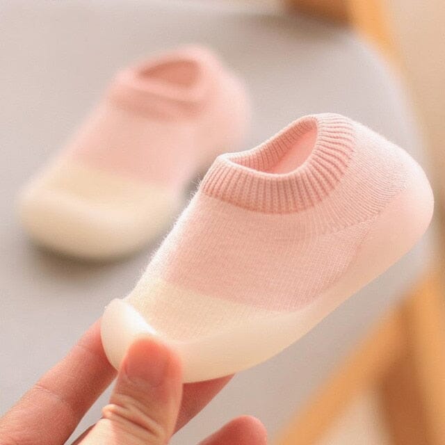 Little Love Slip-Ons Shoes + Socks USAdrop Pink + White 3.75"-4.5" (9.5CM-11.4CM) 