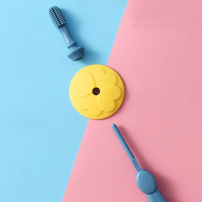 Giggly Gums Silicone Smile Brush Gifts + Toys Baby Boujee 